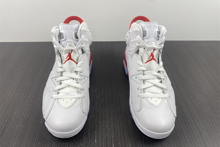Air Jordan 6 “Red Oreo” CT8529-162