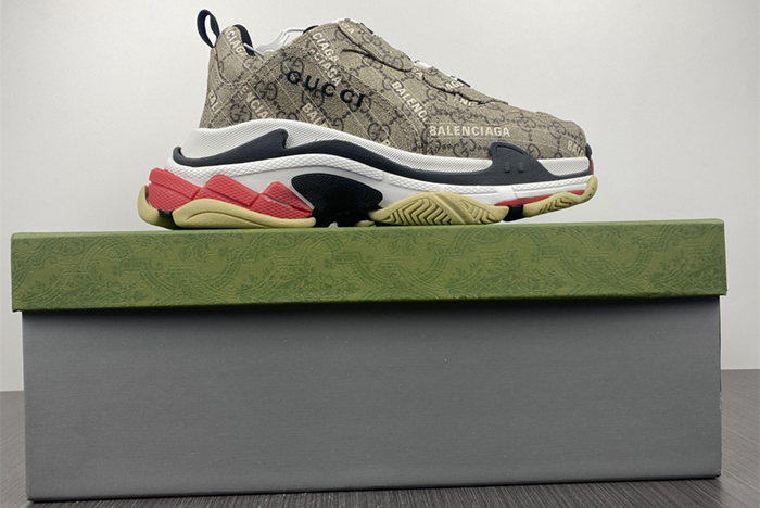 *BALENCIAGA 1.0 681067 ULZ10 9795