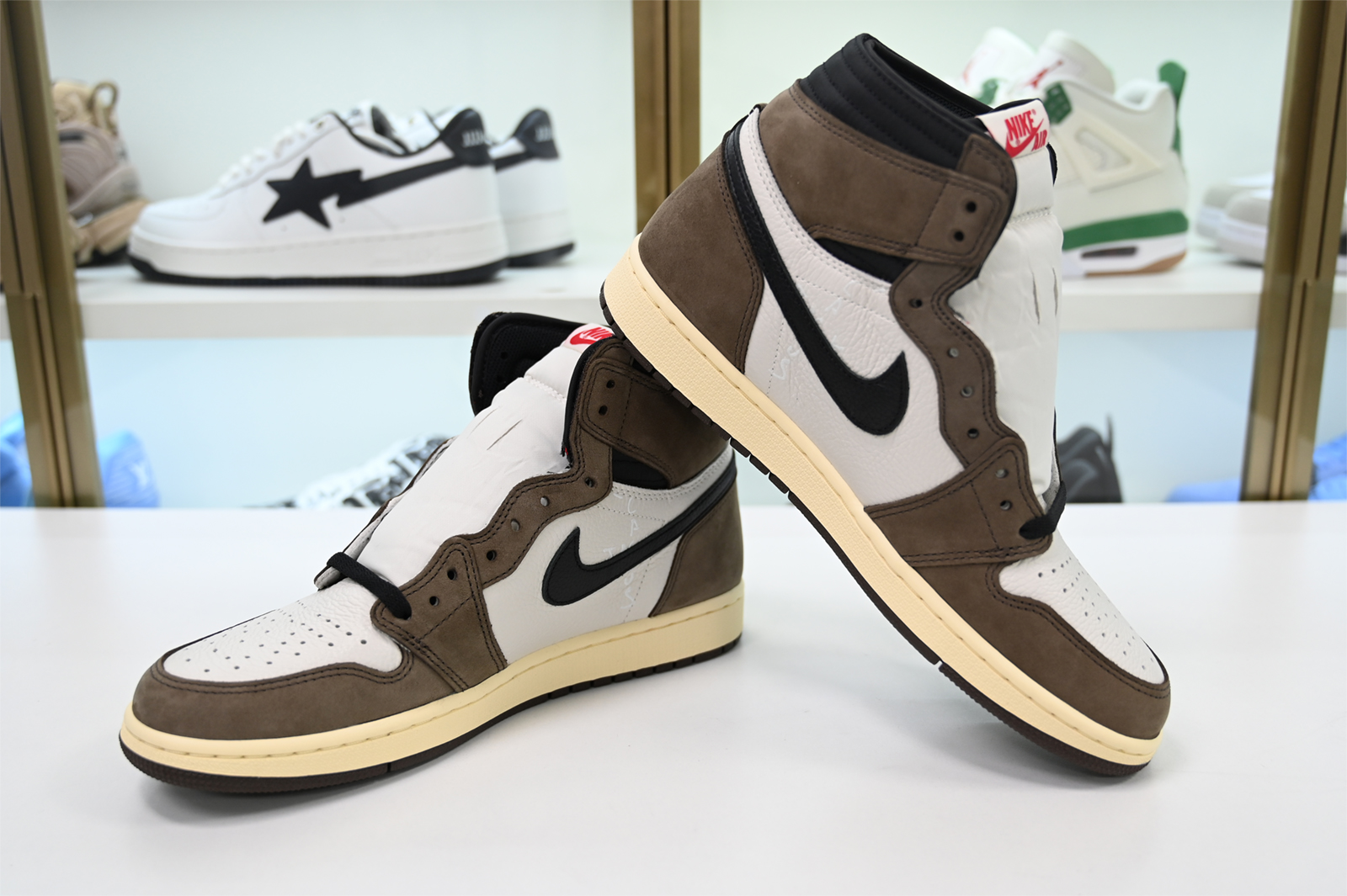 JORDAN 1 RETRO HIGH TRAVIS SCOTT CD4487-100