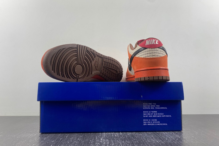 Nike SB Dunk Low Top Ramen Men