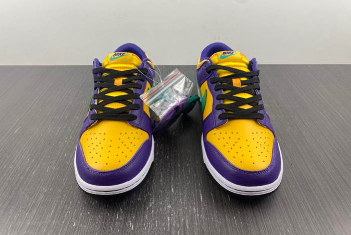 Nike Dunk Low LX Lisa Leslie DO9581-500