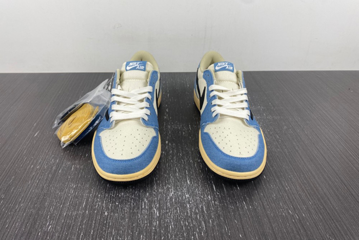 Travis Scott x Air Jordan 1 Low DM7866-902