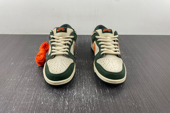 Nike SB Dunk Low Eire Men