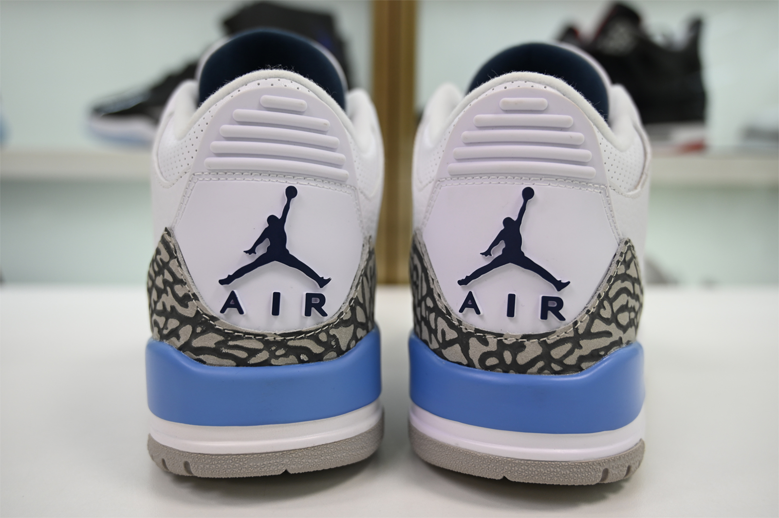Previous Next AIR JORDAN 3 UNC CT8532-104