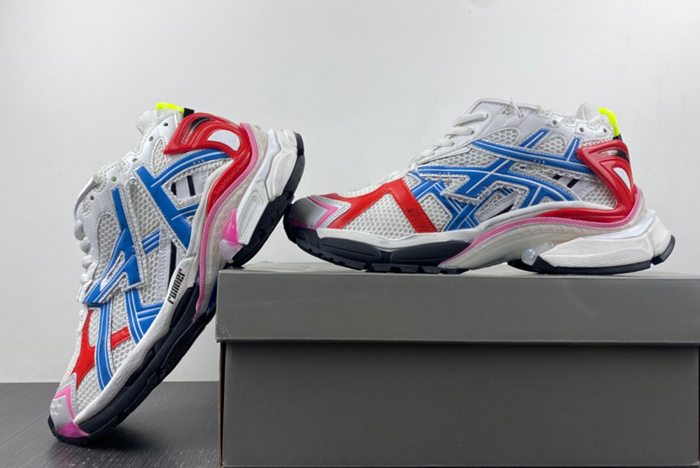 Balenciaga Runner Sneaker 