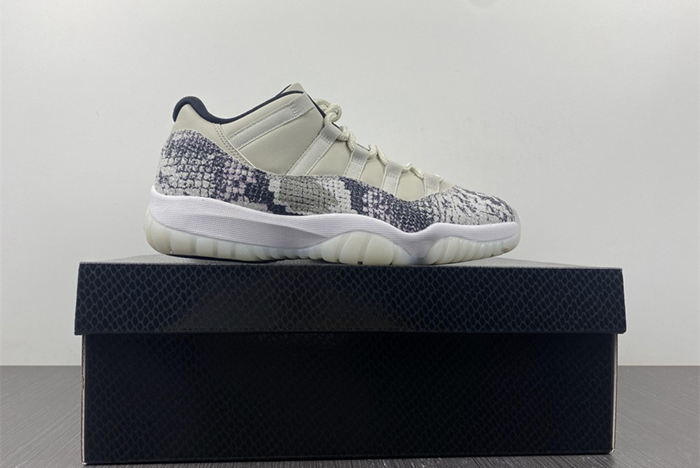 Air Jordan 11 Low "Snakeskin" CD6846-002
