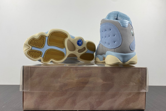 Air Jordan 13+SOLEFLY*AIR Jordan 13 DX5763-100