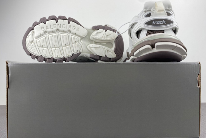 Balenciaga 3.0 Track Sneaker 542436 W5CB2 0609