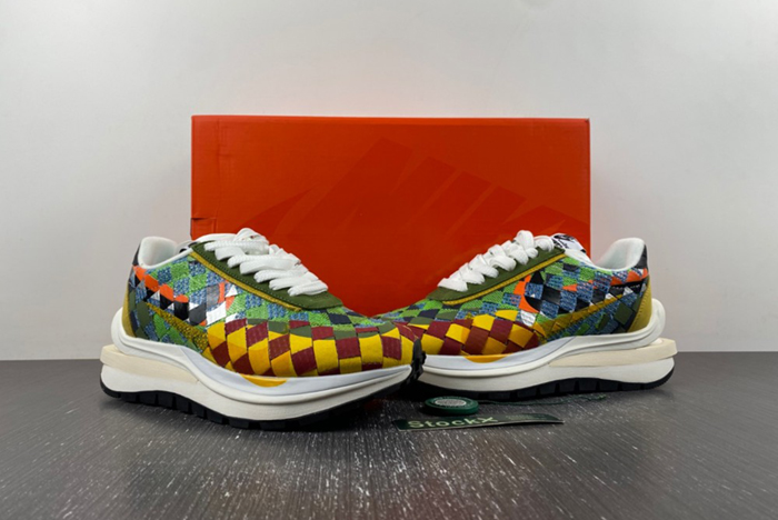 sacai x Nike Waffle Woven Green Gusto DR5209-300