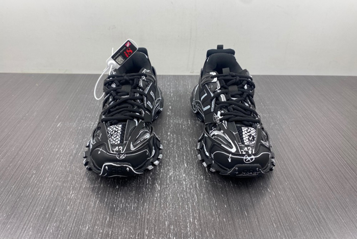 Balenciaga Track Sneaker 542436 W3SR2 2315