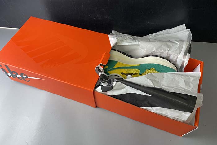 Sacai x Nike Pegasua Vaporfly Yellow Green HUO CI9928-300