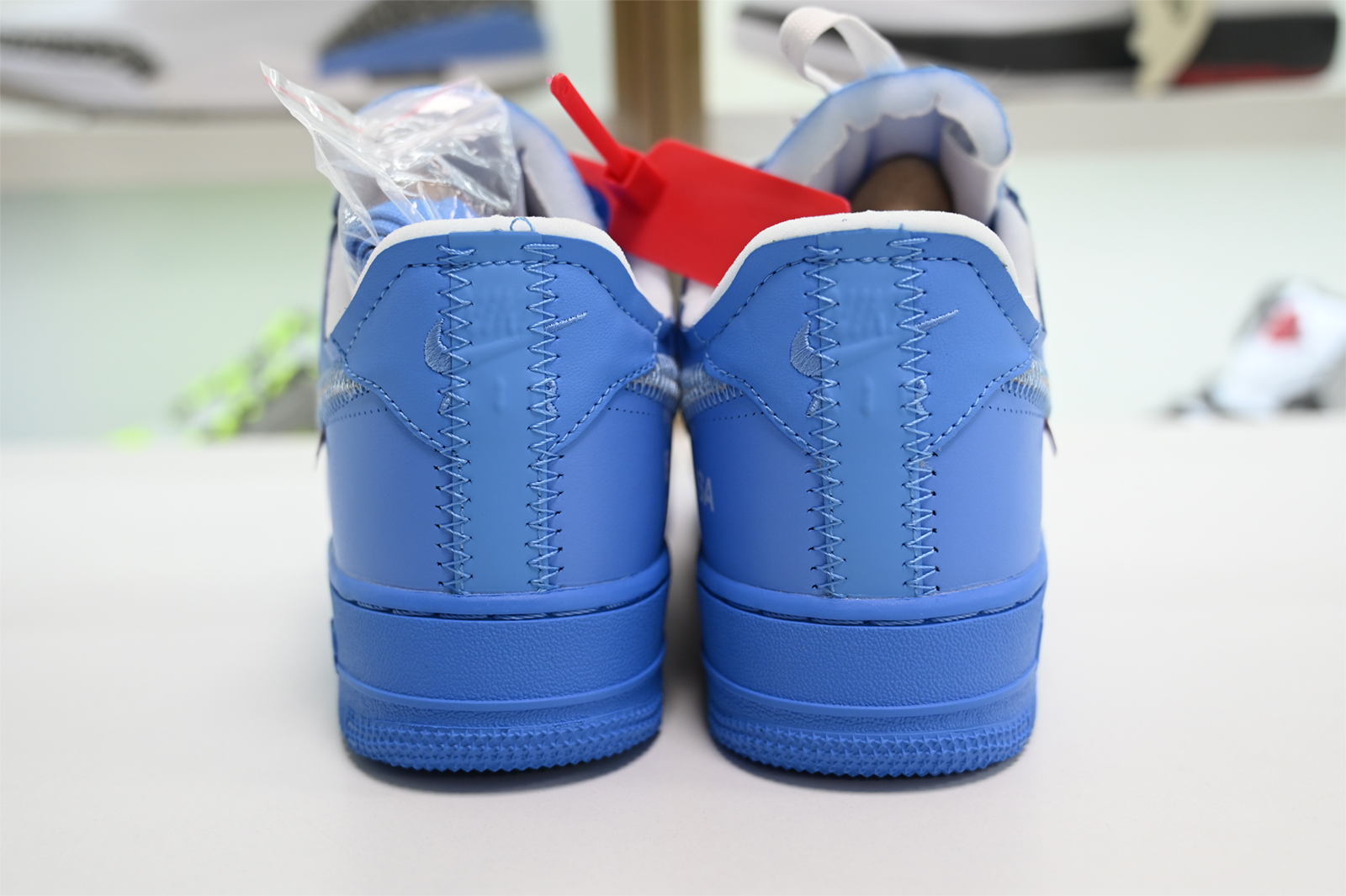 Off-White  NIKE AIR FORCE 1 MCA BLUE CI1173-400