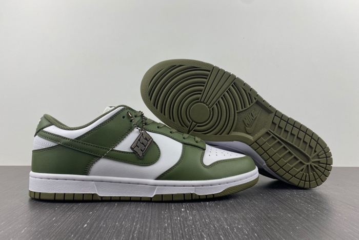 NikeDunk Low  Medium Olive DD1503-120