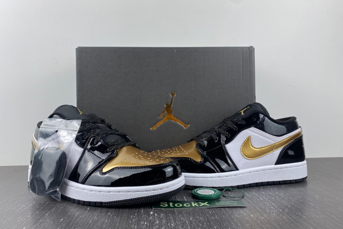 Jordan 1 Low SE Gold Toe (GS) - DR6970-071