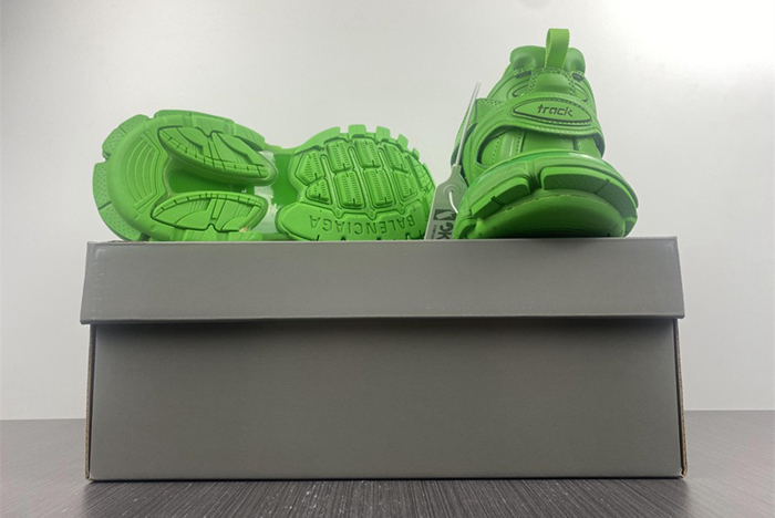Balenciaga 3.0  Track Sneaker Green 542023 W2LB1 3051