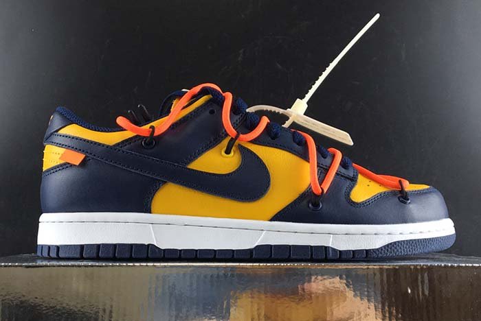 NIKE DUNK LOW Off-White  MICHIGAN - CT0856-700