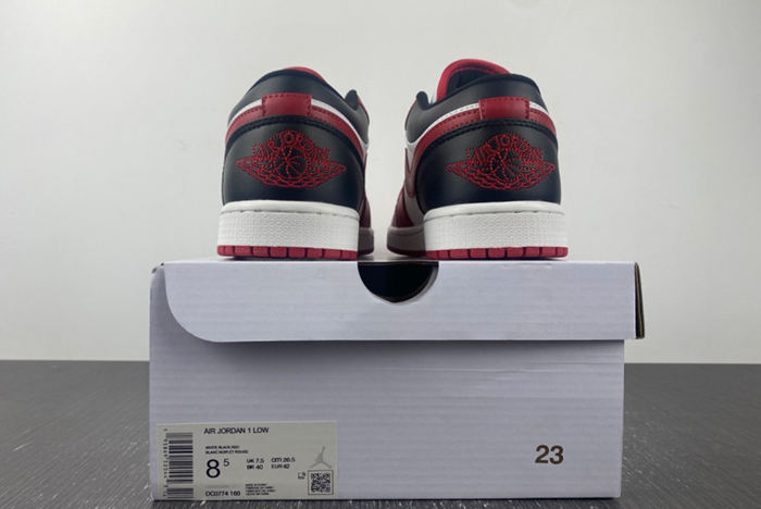 Jordan 1 Low Reverse Black Toe (W) - DC0774-160