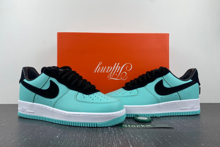 Nike Air Force 1 Low Tiffany & Co DZ1382-002