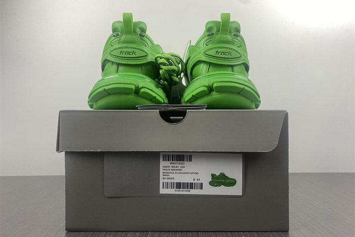 Balenciaga 3.0  Track Sneaker Green 542023 W2LB1 3051