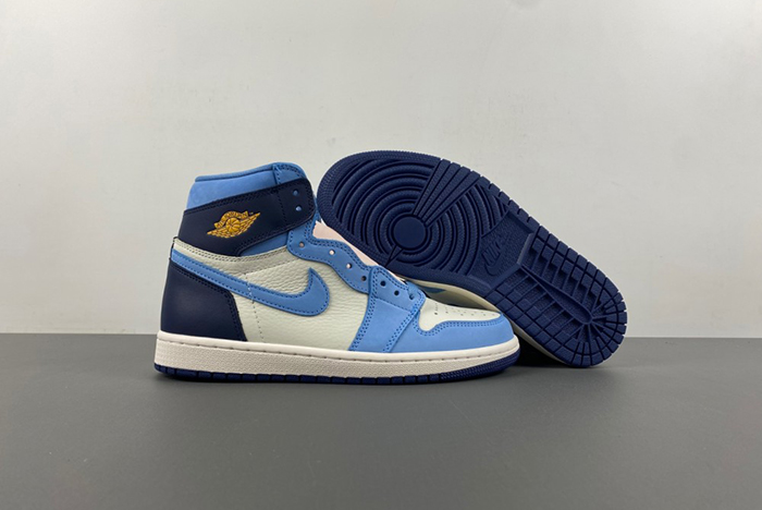 Jordan 1 High OG First in Flight (Women
