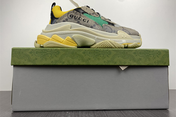 *BALENCIAGA 1.0 681067 UMO20 9766