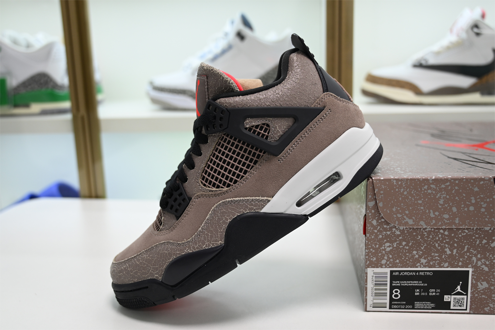 Air Jordan 4 Retro Taupe Haze