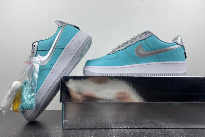 Tiffany & Co. x Nike Air Force 1 Low  silver DZ1382-003