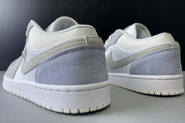 AIR JORDAN 1 LOW CV3043-100