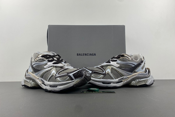 Balenciaga 7.5-2 779066-W3RBXP-2000