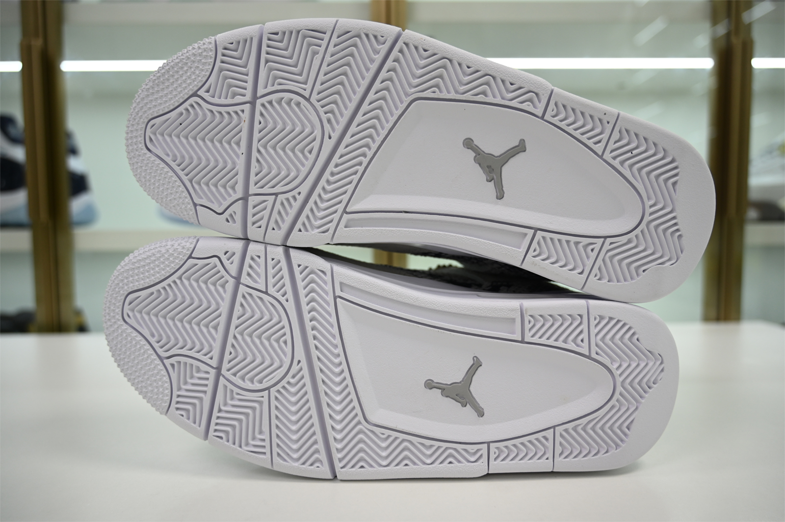 Jordan 4 Retro Snakeskin Men