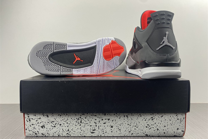 Air Jordan 4 “Infrared”  DH6927-061