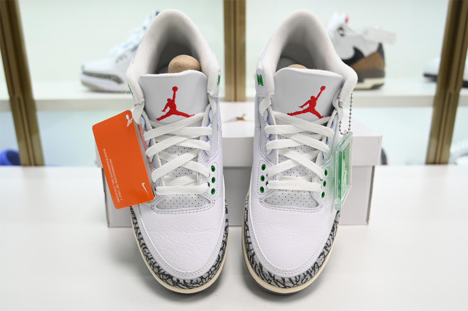 Air Jordan 3 Lucky Green WMNS CK9246-136