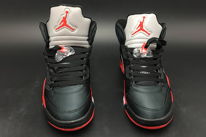 AIR JORDAN 5 RETRO “SATIN BRED”  - AIR JORDAN - 136027-006