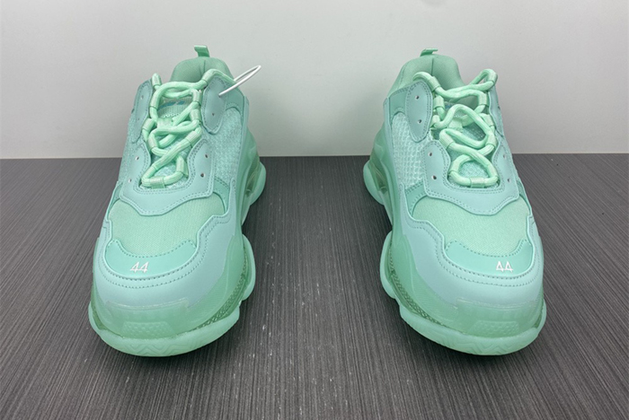 Balenciaga Triple S Black Sneaker 541624 W2GA1 4500