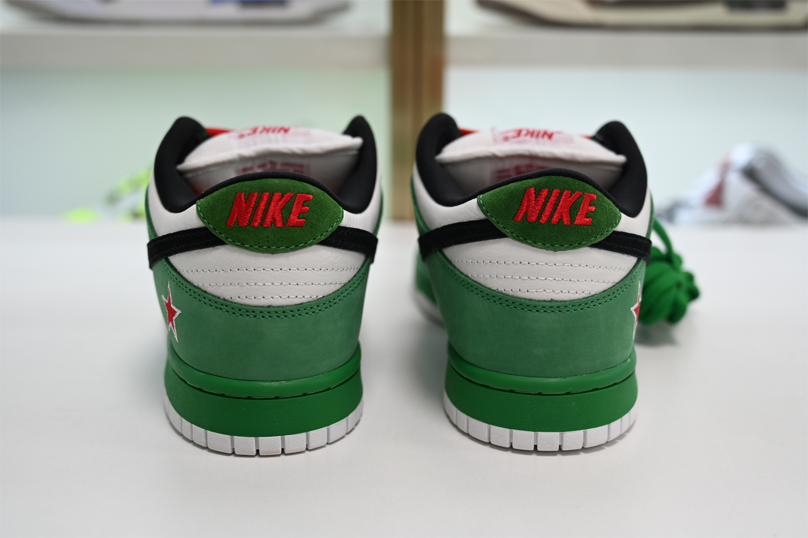 NIKE DUNK LOW PRO SE CLASSIC GREEN 304292-302