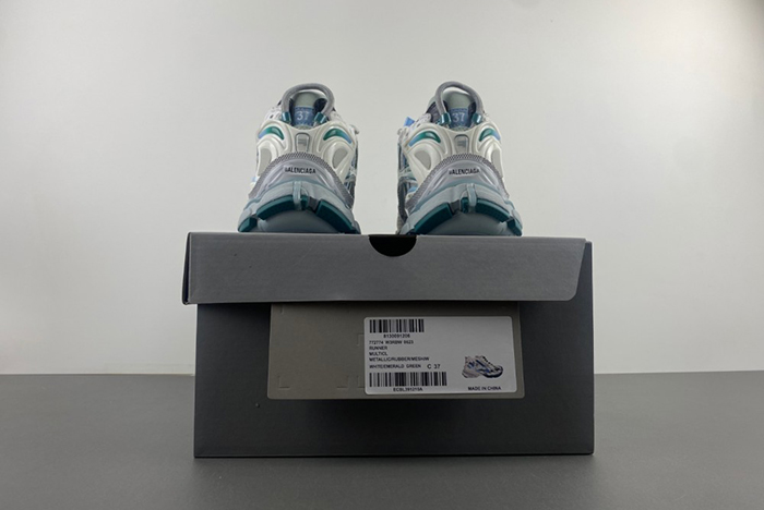 Balenciaga 7.5   77274-W3RBW-0623