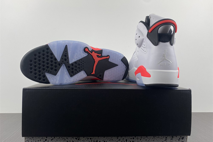 Air Jordan 6 ＂White Infrared＂ 384664-123