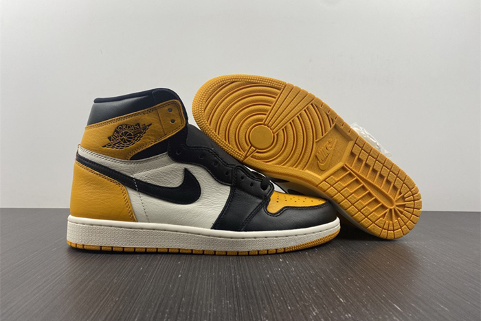 Air Jordan 1 High OG “Yellow Toe” 555088-711
