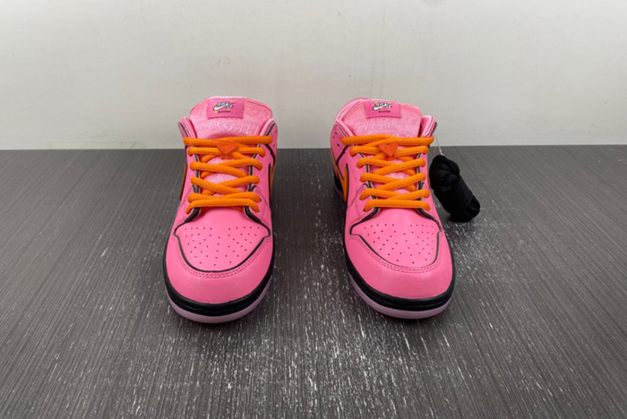 The Powerpuff Girls Nike SB Dunk Low Blossom FD2631-600
