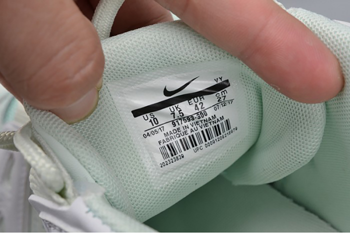 Nike Air More Uptempo "Barely Green" mens 917593-300