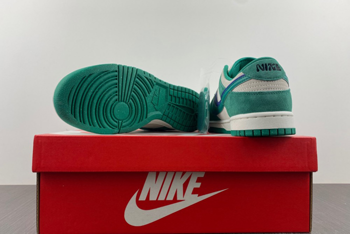 Nike Dunk Low SE 85 Neptune Green DO9457-101