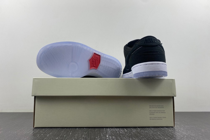 Nike Dunk Low  denim FN4193-013