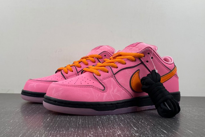 The Powerpuff Girls Nike SB Dunk Low Blossom FD2631-600