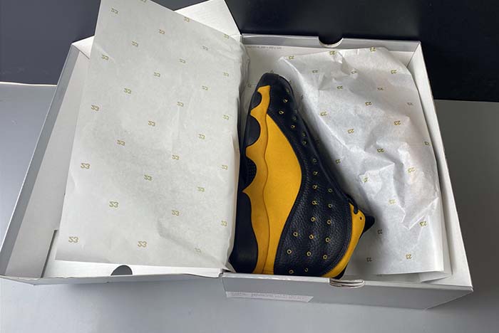 AIR JORDAN 13 RETRO HIGH YELLOW AR4390-035