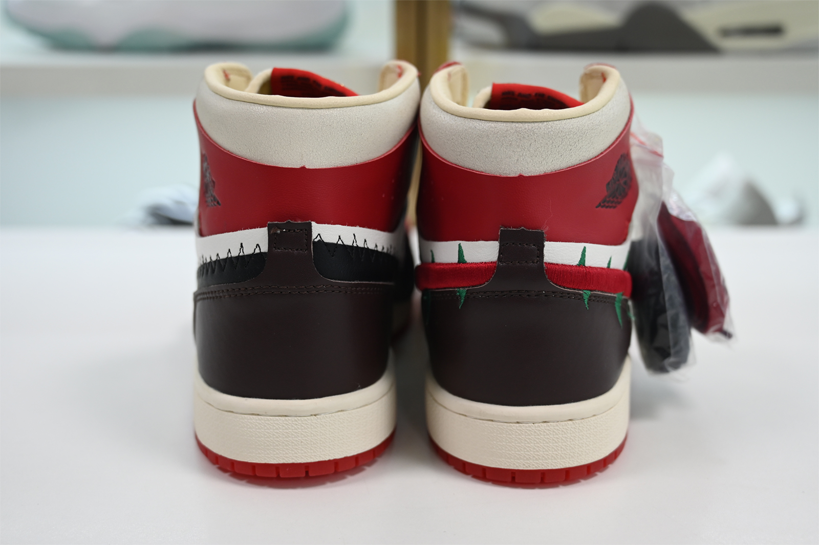 Jordan 1 High Zoom Air CMFT 2 Teyana Taylor A Rose From Harlem FJ0604-601