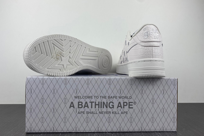 A Bathing Ape Bapesta OVO White
