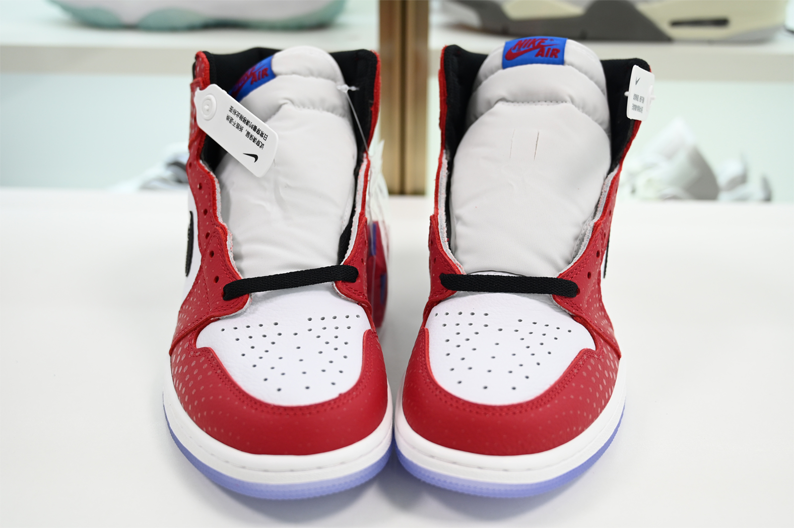 Jordan 1 Retro High Spider-Man Origin Story - 555088-602