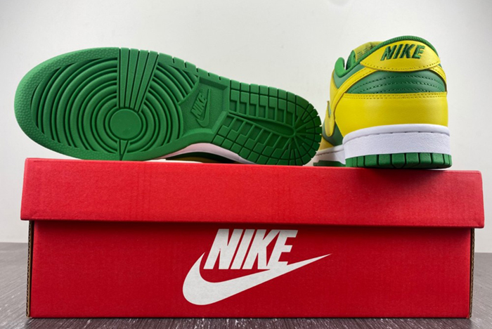 Nike Dunk Low “Reverse Brazil” DV0833-300