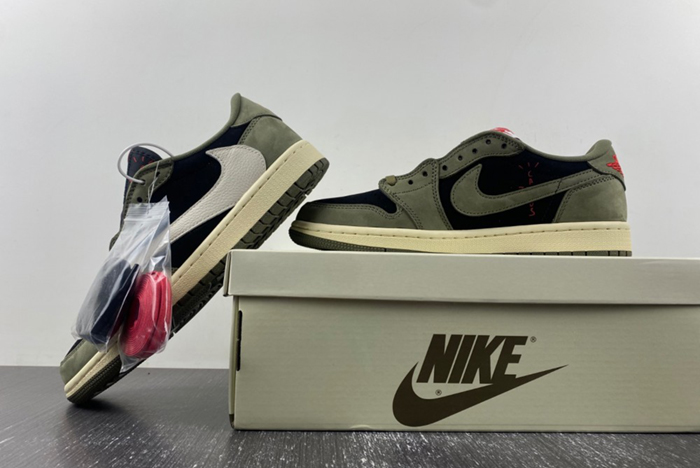 Travis Scott x Air Jordan 1 Low OG “Black/Olive” DM7866-002