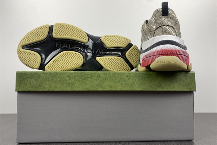 *BALENCIAGA 1.0 677192 ULZ10 9795